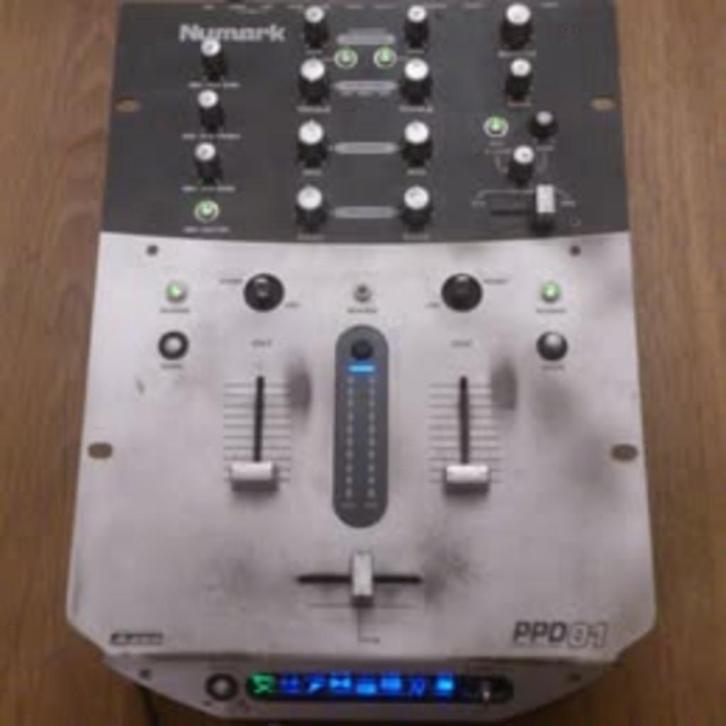 Numark PPD01 (Table De Mixage Scratch/Vinyl/FX), Muziek en Instrumenten, Dj-sets en Draaitafels, Gebruikt, Dj-set, Numark, Ophalen