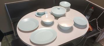 Servies boch vedette  beschikbaar voor biedingen