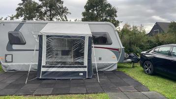 Zo goed als nieuw wintervoortent beschikbaar voor biedingen