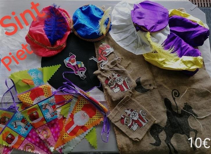 Sinterklaas decoratie en kledij 14 delig, Diversen, Sinterklaas, Nieuw, Ophalen