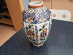 Vaas Delft gekleurd, wit met bloemen handpainted 29 cm, Antiek en Kunst, Ophalen of Verzenden