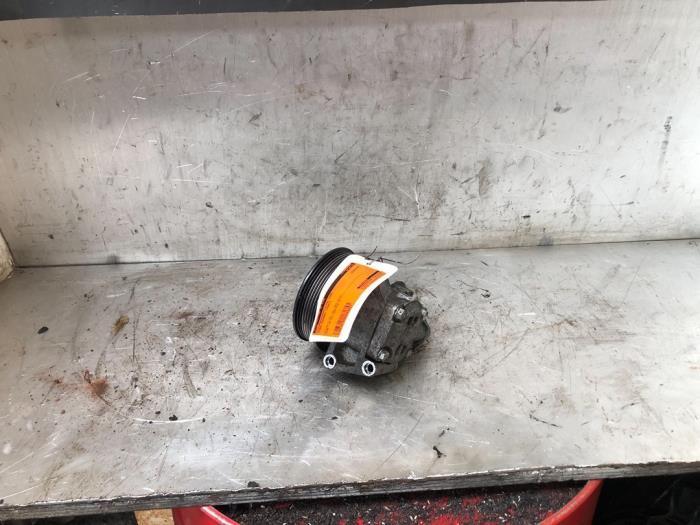 Pompe direction assistée d'un Ford Mondeo, Autos : Pièces & Accessoires, Commande, Ford, Utilisé, 3 mois de garantie, Enlèvement ou Envoi