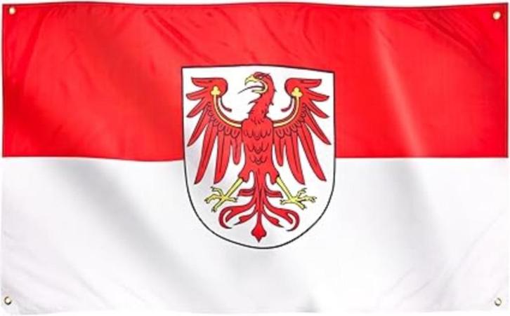 Brandenburgse vlag | 91 x 152 cm | Nieuw, Diversen, Vlaggen en Wimpels, Nieuw, Verzenden