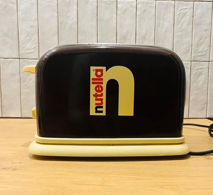 Grille-pain Evviva Nutella en édition limitée, Maison & Meubles, Cuisine | Ustensiles de cuisine, Utilisé, Enlèvement ou Envoi