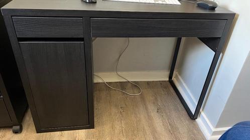 IKEA MICKE bureau (Bruin-Zwart), Huis en Inrichting, Bureaus, Zo goed als nieuw, Bureau, Ophalen