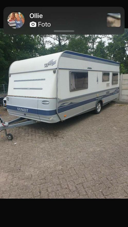 fendt 550 langslapers 2003., Caravans en Kamperen, Caravans, Particulier, Rondzit, Fendt, Kachel, Koelkast, Ringverwarming, Ophalen