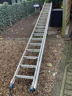 2 delige ladder +- 10 m, Ladder, Ophalen of Verzenden, Zo goed als nieuw