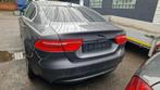 La Jaguar XE 2.0d le moteur ne démarre pas, Autos, Cuir, Argent ou Gris, Achat, Entreprise