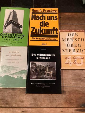 5 boeken in het Duits (essays en romans) beschikbaar voor biedingen