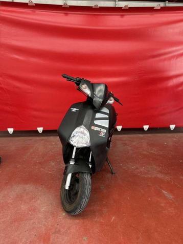 Epico 70cc 2t beschikbaar voor biedingen