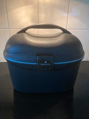 Mooie Beauty case beschikbaar voor biedingen