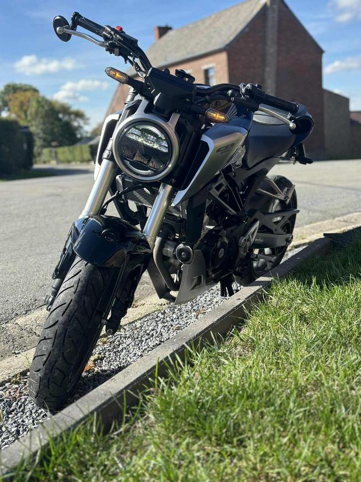 Honda CB125R, Motoren, Motoren | Honda, Particulier, Naked bike, 11 kW of minder, 1 cilinder, ABS, LED Verlichting, Ophalen