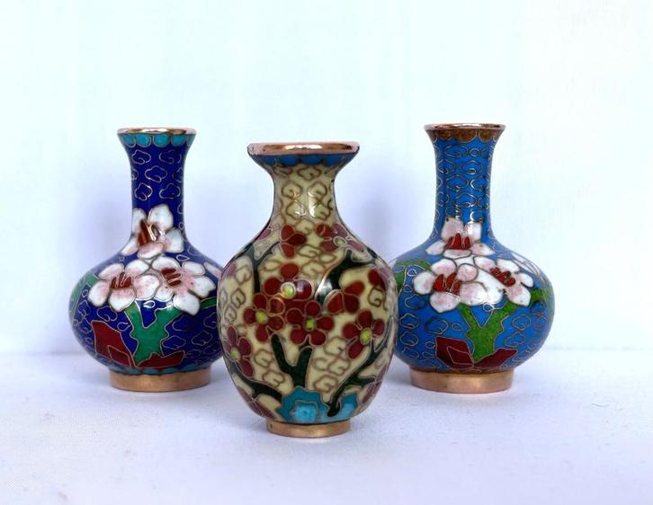 chinees emaille cloisonné 3 vaasjes emaille koper, Antiek en Kunst, Antiek | Brons en Koper, Koper, Ophalen of Verzenden