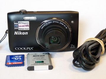 Nikon Coolpix S3500, Nikkor 3,4/4,7 mm, SD, câble de chargem