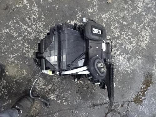 KACHELRADIATEUR Renault Clio IV (5R) (272703050R), Auto-onderdelen, Airco en Verwarming, Renault, Gebruikt