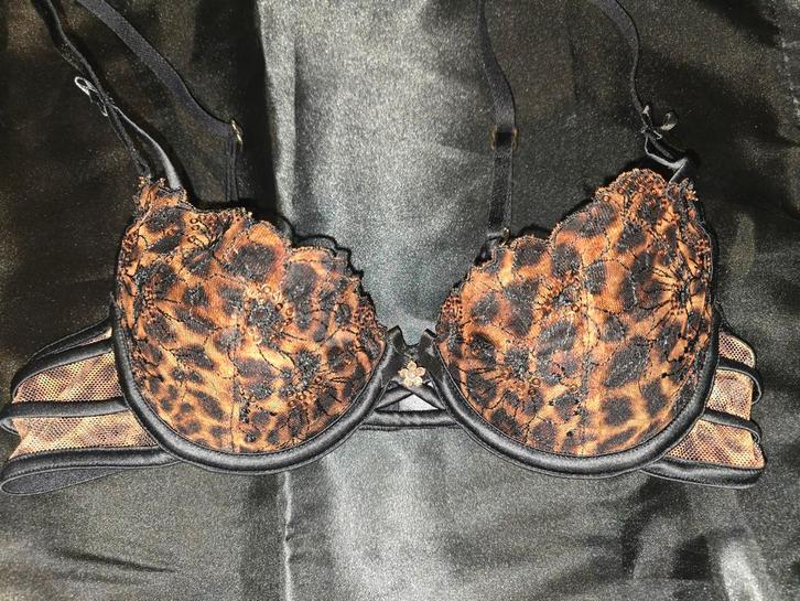 Nouveau soutien-gorge 65B non porté, Vêtements | Femmes, Sous-vêtements & Lingerie, Soutien-gorge, Autres couleurs, Enlèvement ou Envoi