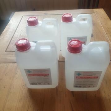 Bidons de 2 litres gel désinfectant  10eur beschikbaar voor biedingen