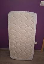 Matelas avec housse de protection, Ophalen, Zo goed als nieuw, Ledikant