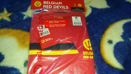 Nouvelle ensemble belgian red devils pour junior 12 ans, Sports & Fitness, Football, Neuf, Maillot, Enlèvement ou Envoi