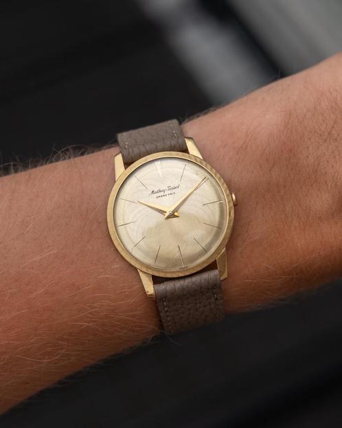 Mathey-Tissot 18K Gold - NOS, Handtassen en Accessoires, Horloges | Heren, Zo goed als nieuw, Polshorloge, Overige merken, Goud