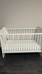 hoog babybed (wit), Kinderen en Baby's, Babywiegjes en Ledikanten, Ophalen of Verzenden, Zo goed als nieuw