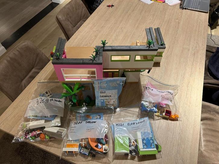 Moderne luxe villa met vele extra's, Kinderen en Baby's, Speelgoed | Playmobil, Gebruikt, Ophalen of Verzenden