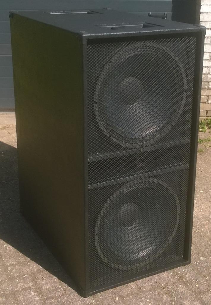 Subs 18 inch 1250 - 2500 Watt, 2 stuks, Audio, Tv en Foto, Luidsprekerboxen, Refurbished, Subwoofer, 120 watt of meer, Overige merken