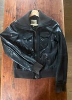 Bershka jasje, zwarte leder, Kleding | Dames, Ophalen of Verzenden, Gedragen, Jasje
