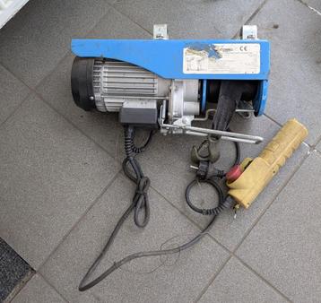 Torso Winch Takel, Enlèvement, Utilisé, Électrique