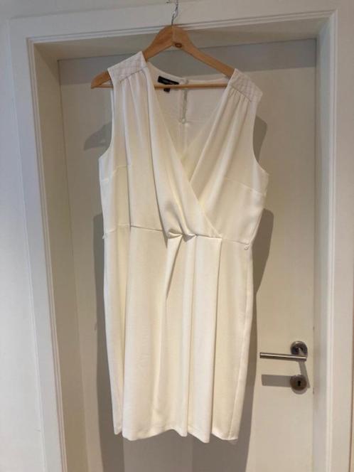 Marie Mero mt 48 ZGAN, Kleding | Dames, Jurken, Zo goed als nieuw, Maat 46/48 (XL) of groter, Wit, Knielengte, Ophalen of Verzenden