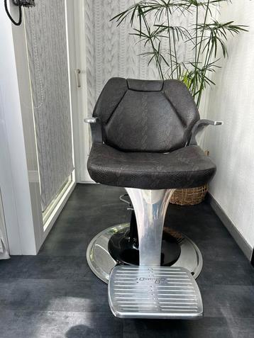 FAUTEUIL DE BARBIER, Enlèvement ou Envoi