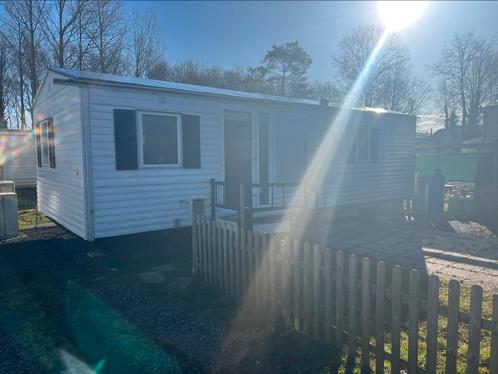 Mooie stacaravan met tuinhuisje, Caravans en Kamperen, Stacaravans, Ophalen