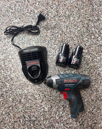 Bosch accuslagmoersleutel met 2 batterijen en lader beschikbaar voor biedingen