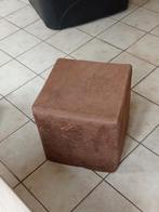 Pouf a vendre, Maison & Meubles, Enlèvement, Utilisé
