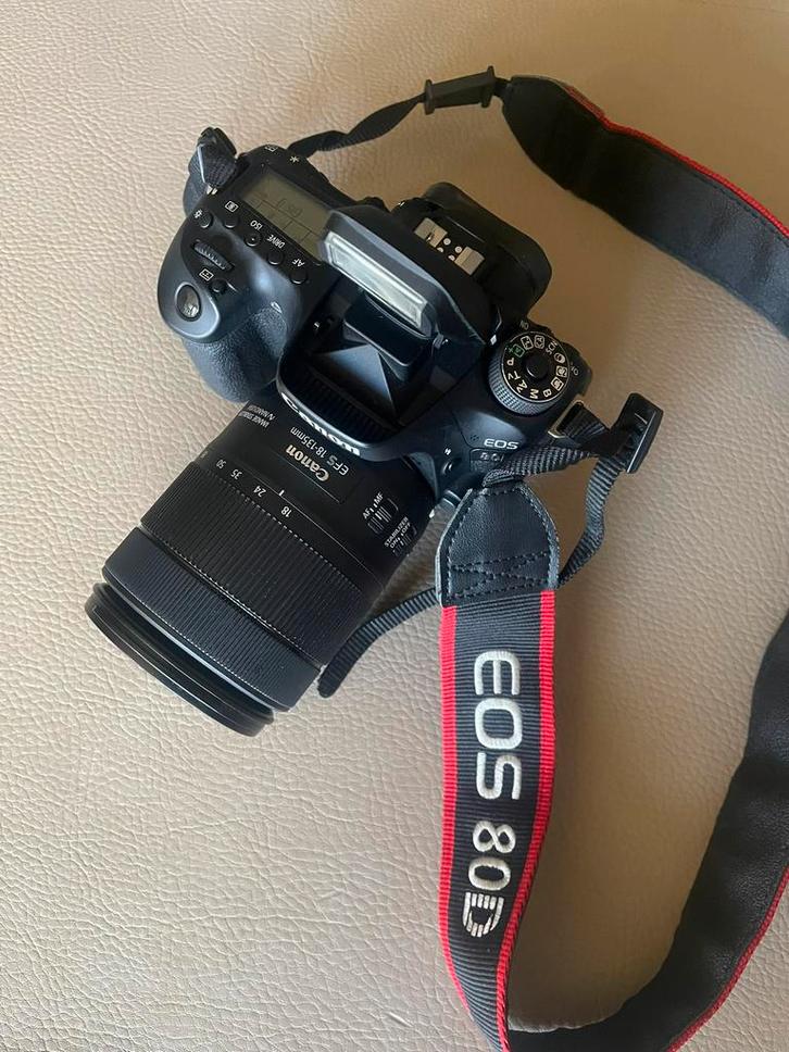 Canon 80D + 18-135mm lens + Nissin flitser, Audio, Tv en Foto, Foto | Flitsers, Ophalen