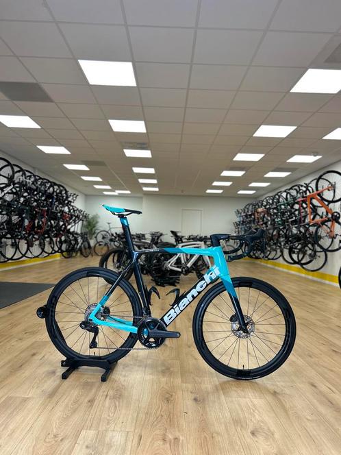 Bianchi Oltre xr4 Di2 Carbon Disc Racefiets, Sport en Fitness, Wielrennen, Zo goed als nieuw, Ophalen of Verzenden