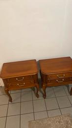 Table chevet cerisier comme neuf, Enlèvement, Comme neuf, Bois