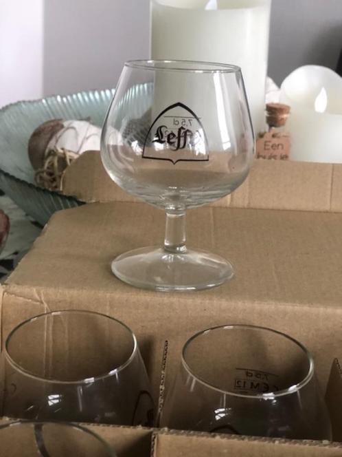 verres Spec Kleine Leffe 7,5 cl, dégustation 2012 rare, Collections, Marques de bière, Neuf, Verre ou Verres, Leffe, Enlèvement