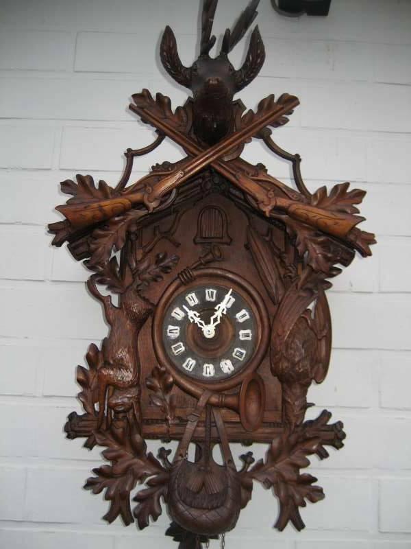 Antieken koekoeksklok met emaille cijfers rond 1900, Antiek en Kunst, Antiek | Klokken, Ophalen of Verzenden