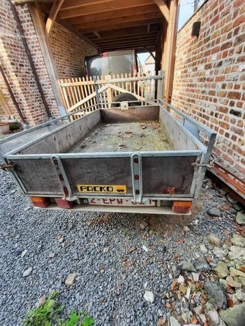 Aanhangwagen  beschikbaar voor biedingen