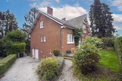 Maison à Montigny-Le-Tilleul, 4 chambres, Immo, Huizen en Appartementen te koop, Vrijstaande woning, G