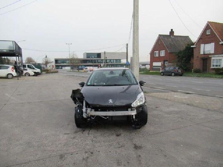 PEUGEOT 208  BENZINE 02-19, Auto's, Peugeot, Bedrijf, ABS, Centrale vergrendeling, Cruise Control, Navigatiesysteem, Radio, Benzine
