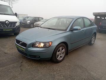 VOLVO S40 1.8i-leer-clim-navi-verwarmde stoel-105KM-1ER PROP beschikbaar voor biedingen