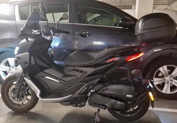 Aprilia sr-gt 125 cc., Particulier, ABS, 125 cm³, Jusqu'à 11 kW