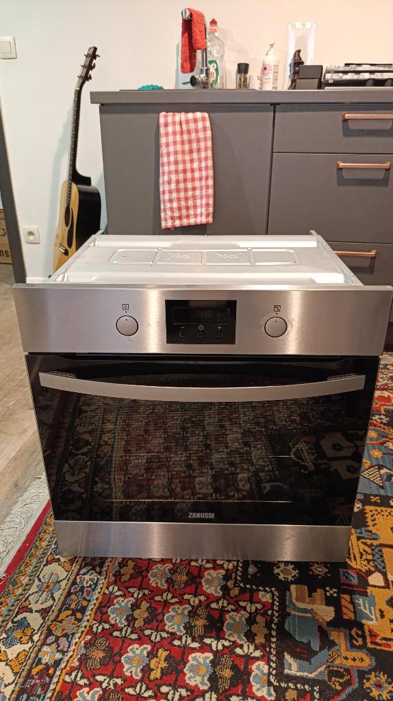 Four Zanussi ZOP37902XK Pyrolyse, Elektronische apparatuur, Ovens, Zo goed als nieuw, Oven, Ophalen