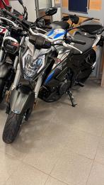 Voge 500r, Motoren, Ophalen