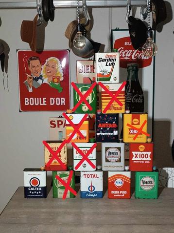 Olie blikken , Bidon de huile beschikbaar voor biedingen
