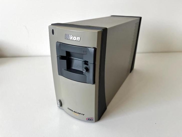 Nikon Coolscan V ED film scanner, Audio, Tv en Foto, Fotocamera's Analoog, Zo goed als nieuw, Nikon, Ophalen