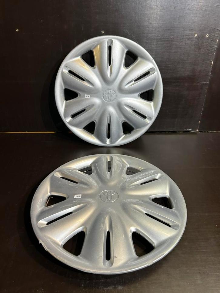 2 wieldoppen Toyota avensis aygo yaris 14", Auto diversen, Wieldoppen, Gebruikt, Ophalen of Verzenden