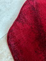 Mooie tapijt rode roos diameter 133cm, Ophalen, Rond, Zo goed als nieuw, Rood